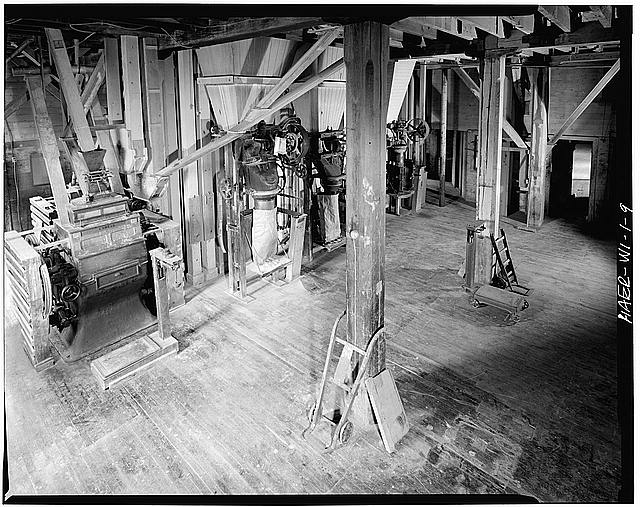 FISHER-FALLGATTER MILL IN WAUPACA  ROLLER MILLS AND BAGGERS FIRST FLOOR 